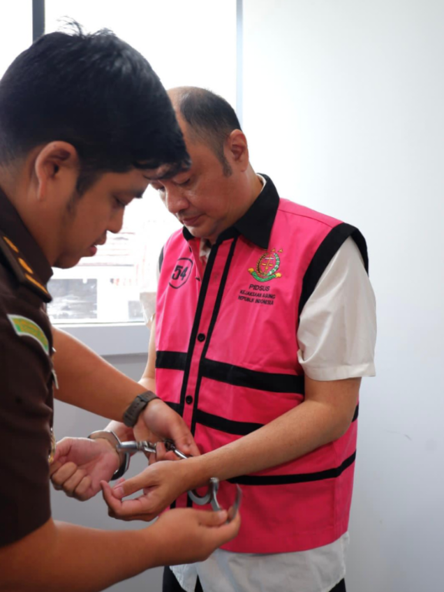 #Kejagung ciduk david alexander yuwono tersangka ke 8 kasus korupsi tambang setenĝah triliun di bengkulu 30/7