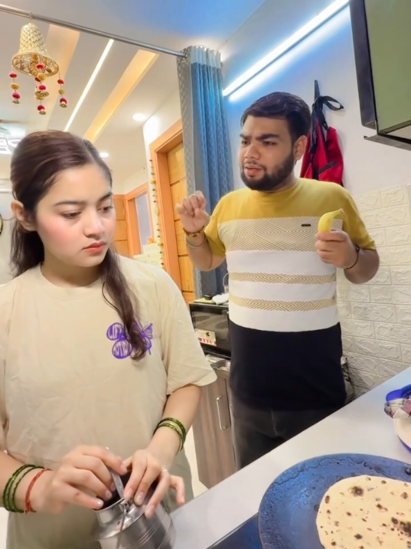 When he tries to help me in kitchen 😢🤣 #funnyvideos #comedy #baby #viewsproblem #couplegoals #funny #husbandandwife #100k #manisha 