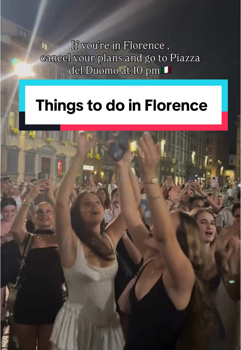 🎻✨ Florence at 10 PM hits different… If you’re in this city, cancel your plans and go straight to Piazza del Duomo. If y are lucky, go wild get live entertainment. One this night, the whole square turned into a movie scene!!! This was one of the most unexpected and beautiful moments of my trip. Would you stay or walk past this vibe? Follow me for more travel inspiration ✨