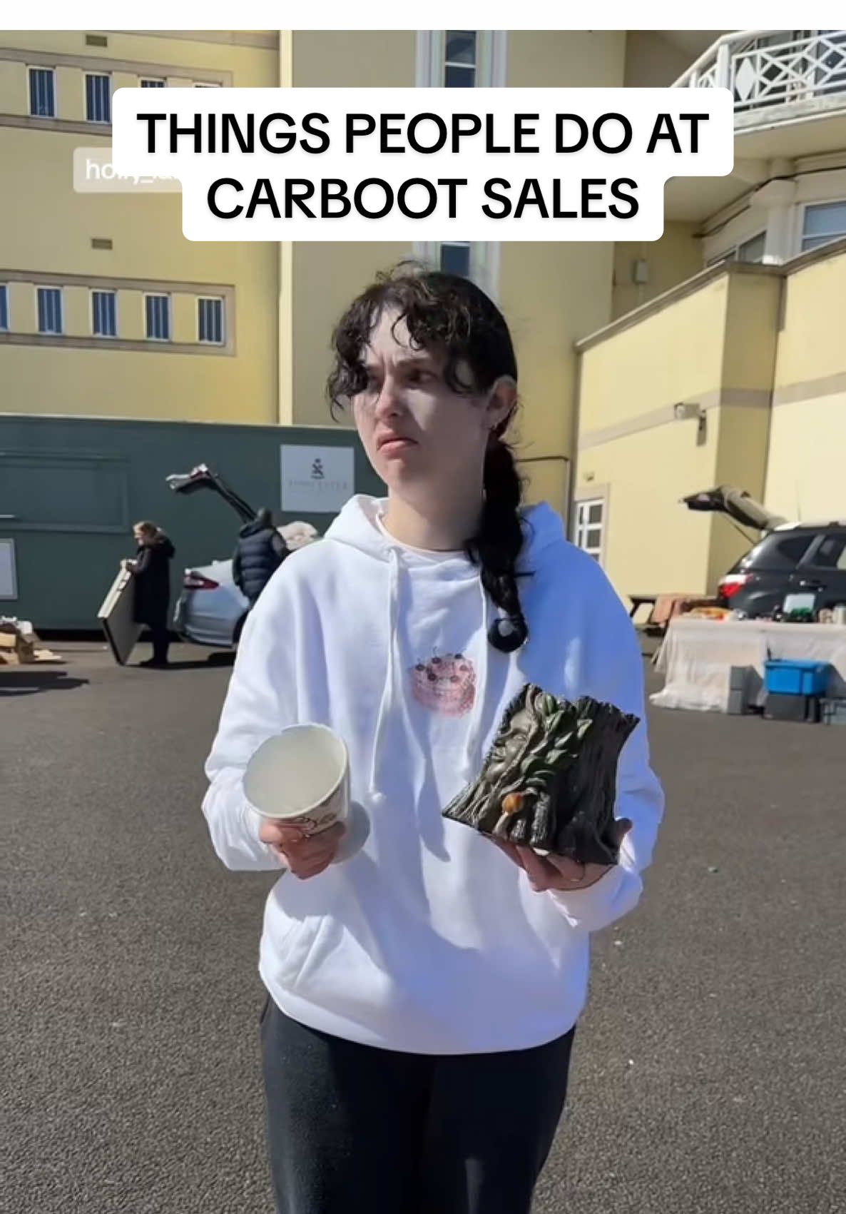 real things people do 😂 #uk #carboot #carbootsales #funny 