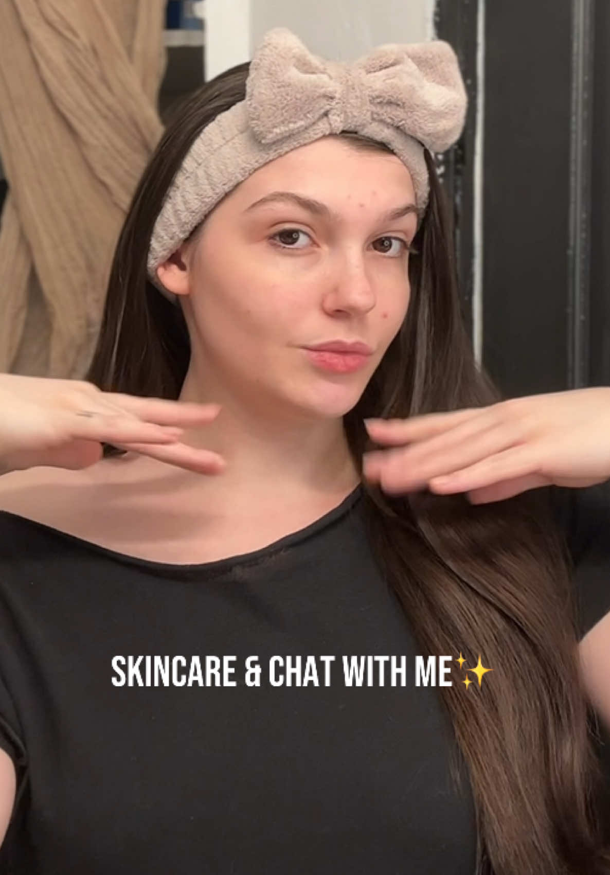 My goal for today is to tackle this house, these kids & find time to film 10 videos wish me luck😂👏🏼✨ #skincare #morningroutine #fyp #contentcreator #skincareroutine 