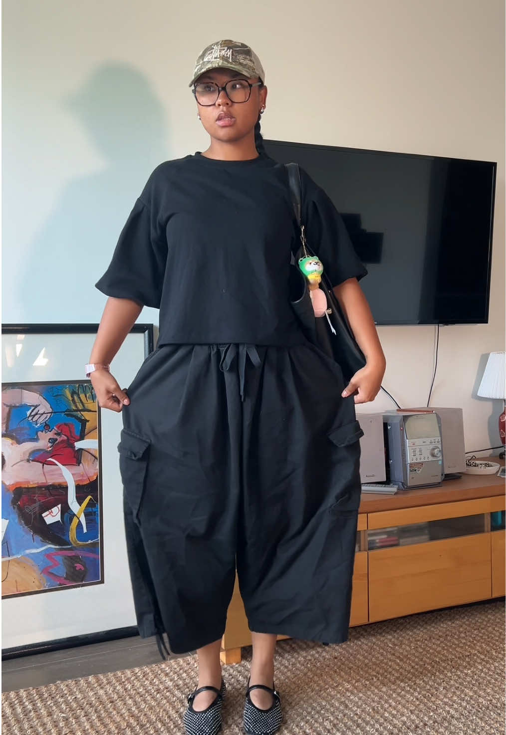 who said all black fits had to be boring ? #allblackoutfit  @CHARLESKEITHOFFICIAL @asos @Stüssy @Warby Parker 