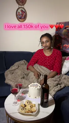 ቲክቶክ ስጀምር ውስጤ ከባድ ፍርሃት ነበረኝ። Social media አስፈሪ ቦታ ስለሆነ፣ ሰዉ እንዴት ይቀበለኛል የሚል ፍርሃት ነበረኝ። ቢሆንም ግን ጨከን ብዬ ታሪኬን ላካፍልበት፣ ከቻልኩ ሰው ላግዝበት፣ ህይወት ላድንበት ብዬ ገባሁበት። እናንተም አላሳፈራችሁኝም በአፍቃሪ ልብ፣ በሩህሩህ አንጀትና በመልካም አንደበት ተቀበላችሁኝ። በዚህ አጭር ጊዜ ውስጥ ብዙ ከባድ ጊዜያት ሳሳልፍ እንደድሮው እኔና የቅርብ ቤተሰቦቼ ብቻ አልነበርንም እናንተም ነበራችሁ። ልዩነታችን ሳይገድባችሁ በየእምነታችሁ ምህረትን ለለመናችሁልኝ፣ ብርታት ለሆናችሁኝ፣ አብራችሁኝ ላለቀሳችሁ ሁሉ ምስጋናዬ ብዙ ነው። እንደተመኛችሁልኝ፣ ድኜ፣ ልጆቼን አቅፌ፣ ፀሎታችሁ ከልመና ወደ ምስጋና፣ እምባችን ከሀዘን ወደ ደስታ የሚቀየርበት ያድርግልን። እወዳችኋለሁ። ኑሩልኝ።  #pilly #chronicpainwarrior #ethiopian_tik_tok🇪🇹🇪🇹🇪🇹🇪🇹 #fyp #chronicillnesswarriorprincess #chronicpaingirly #viral #ስለኢንዶሚትሪዮሲስይመለከተኛል #proudostomate #endometriosis #ኢንዶሚትሪዮሲስ #endowarrior #ostomate 