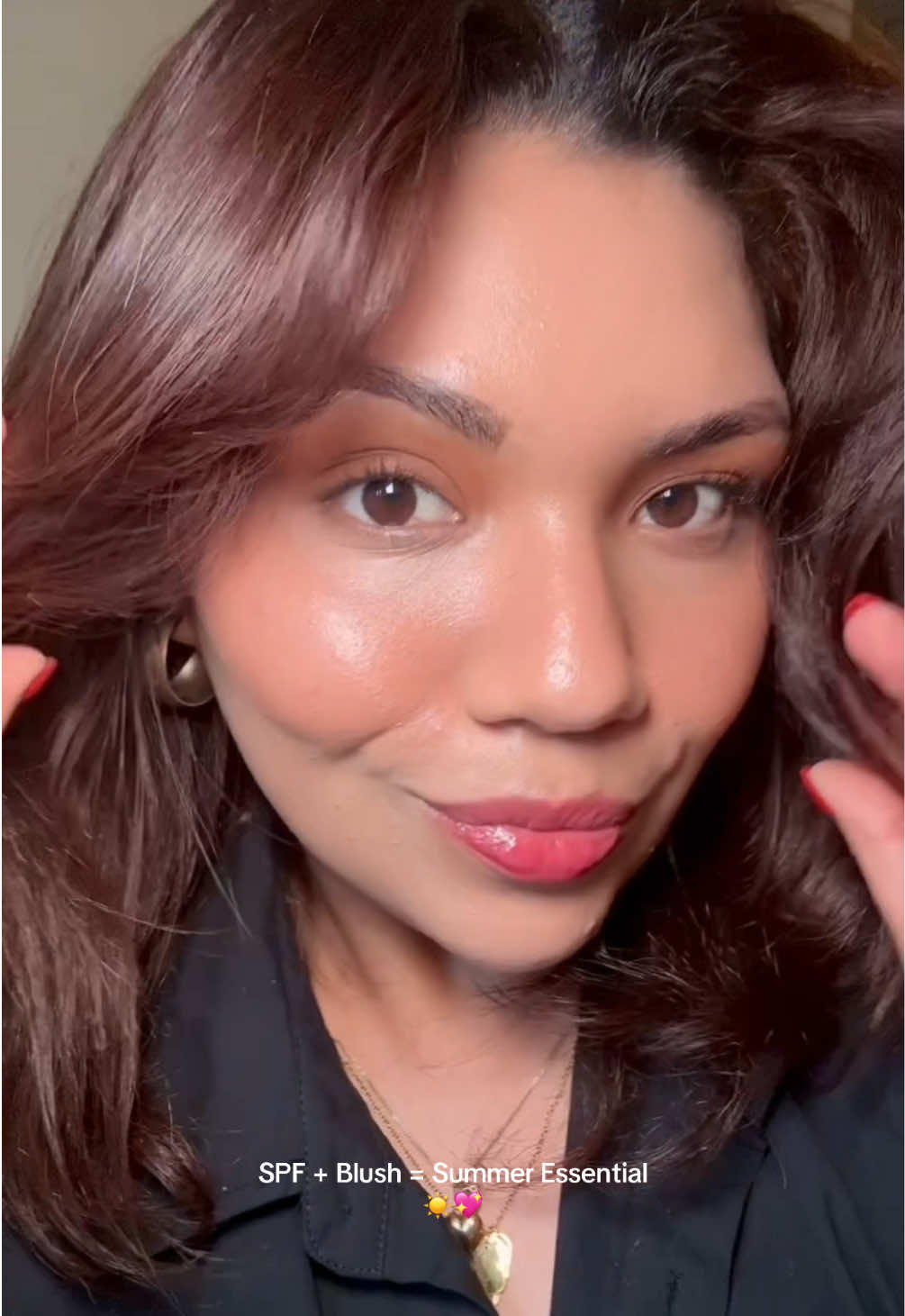 Wearing the Naked Sundays SPF50 GlowBalm Mineral Peptide Stick in Dusty Pink and WOW. Glowy, creamy, AND SPF 50? This is the multitasking queen of blushes 💅🏽☀️ #spfmakeup #nakedsundays #glowyblush #glowymakeyp #browngirlmakeup @Naked Sundays 