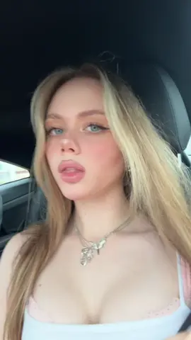 More content on inst - mil777mkk 👈🏻👈🏻 #foryou #fyp #viral #trending #dancechallenge #lipsync #blondegirl #russiangirl #angelvibes #beautifulblonde #lipsyncqueen #aestheticvibes #softgirlvibes #maincharacter #heavenlylook #GlowUp #feminineenergy #slaydance #tiktoktrend #explorepage