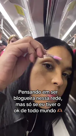 Conto muito com o apoio de vocês #garotas #makeup #blogueira 