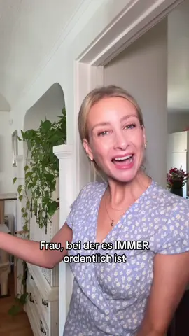 Wie heißt sie?  Markiert eure Freund:innen bei denen man vom Boden essen kann. #pov #comedy 