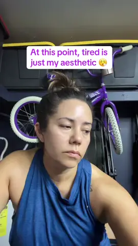I used to aim for dewy and fresh… now I just hope I don’t look completely exhausted 😮‍💨 Tired has officially become the look—and honestly, I’m owning it. #MomLife #TiredMomEra #ExhaustedButCute #WorkingMomStruggles #MomHumor #ThisIsJustMyFaceNow #RelatableAF