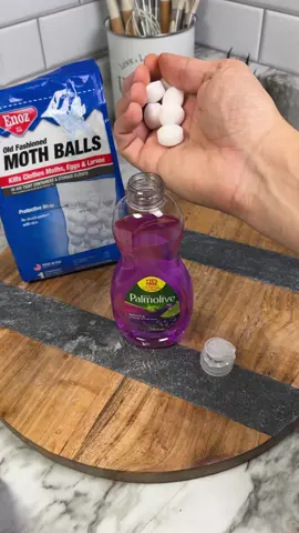 Put mothballs in your dish soap and you'll be amazed by the results!! #cleaninghacks #homehacks #KitchenHacks