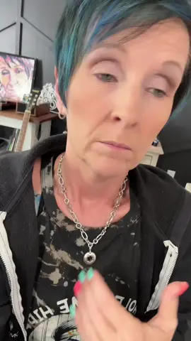 What do I like less with age? Anything loud, tight, and pointless! #gettingolder #over50 #menopause #therealslimsherri 