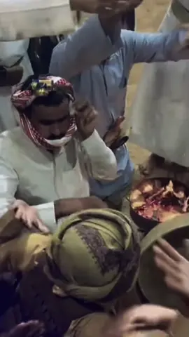 من جلس جنب الدف حرام انه يشوش 🤣