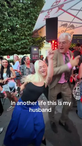 Please make this viral so I can know who this goof is<3