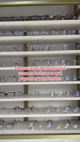 Totalmente 🤓 #fashion #viraltiktok #miopes 