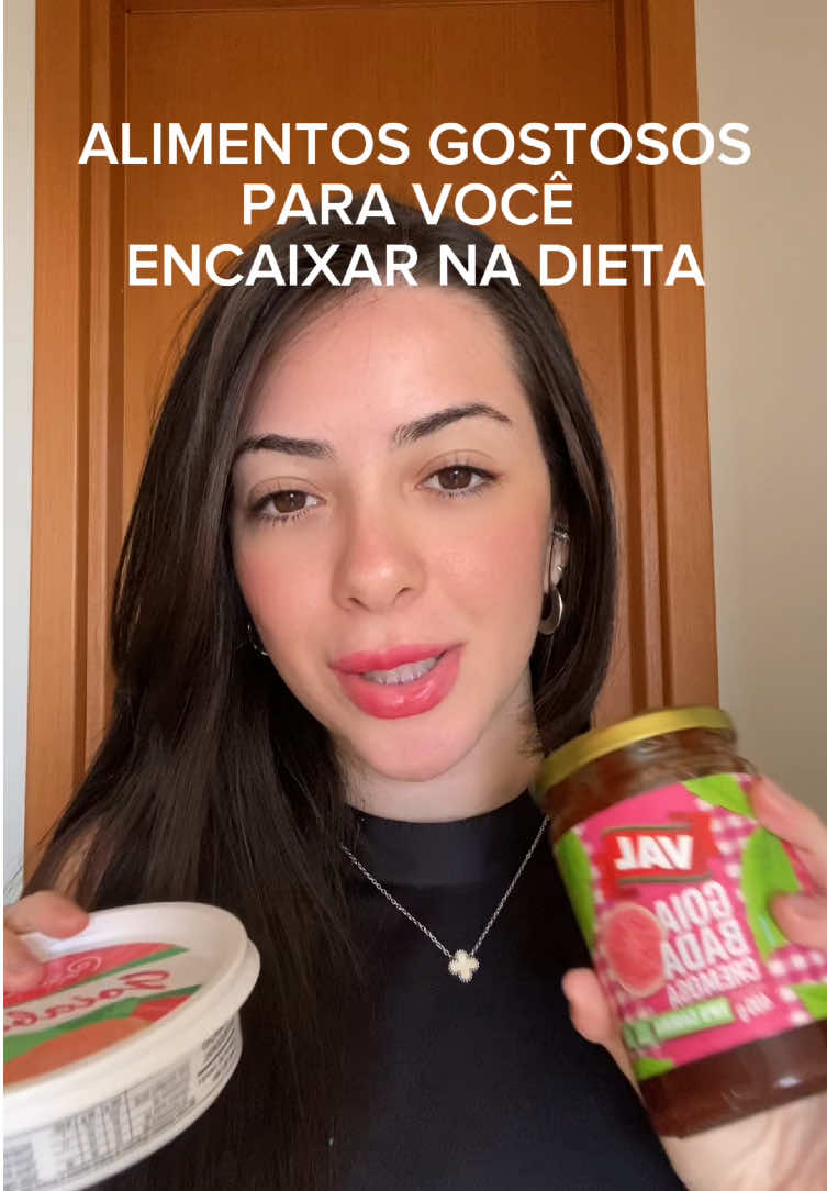 adoro consumir goiabada na dieta também! não tem muita caloria e da tranquilo pra encaixar como doce na dieta de deficit calórico! alimentos com baixa caloria // doces com baixa caloria #deficitcalorico #dieta #emagrecimento #cutting #paladarinfantil 