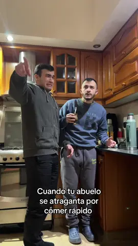 Nono comé más despacio 😩/ Instagram: losariasbrothers/ #hermanos #humor #gracioso #divertido #foryou #paratii #comedia #chavodel8 