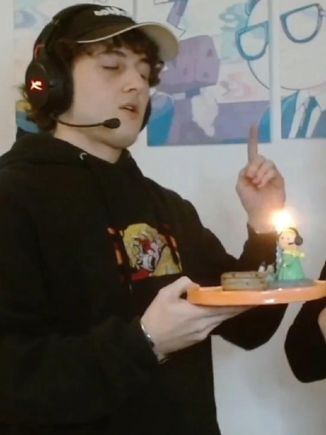 GRACIAS GRACIAS Y GRACIAS! nada mejor que celebarlo en comunidad y ver que todos se hayan sumado para pasarlo juntos. Que comunidad increible se va formando <3 si queres formar parte mi kick es kick.com/vonfre los amo wacho!! #stream #clips #cumpleaños #felizcumpleaños #fein #travisscott #comunidad #argentina #fyp #vonfre