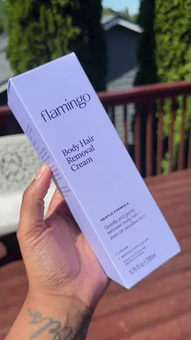 🦵💜 #indulgencandi #flamingo #hairremoval 