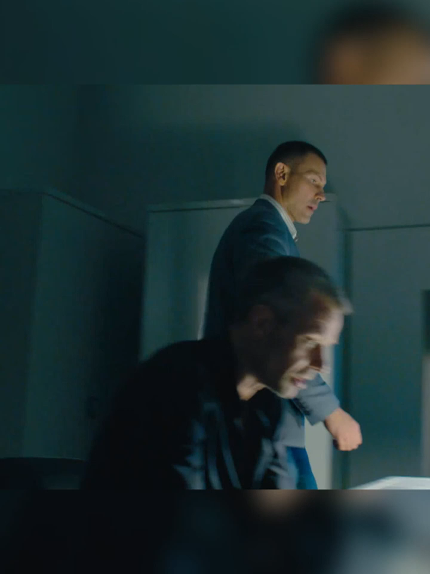 Kick: erokezz #ErokezМент решил не церемониться с бандитом#русскиесериалы #фильм #рекомендации #чтопосмотреть #сериал