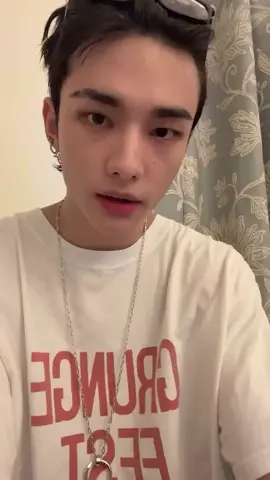 Full Hyunjin Instagram Live  #straykids #hyunjin #bangchan #fyp #straykidsstay  Service Post 😁❤️‍🩹