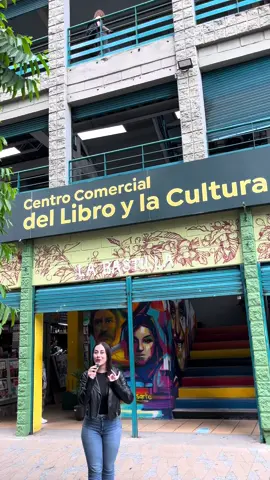 Nos vemos este 29 y 30 de agosto en el CENTRO COMERCIAL DEL LIBRO Y LA CULTURA 📚 #ferialabastilla #libros #descuentos #feriadelibro #medellín 