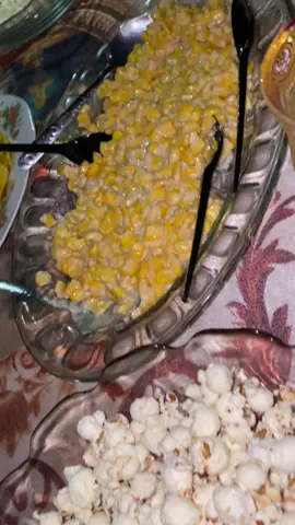 مكانكم ابد مو خالي 😂😂😂