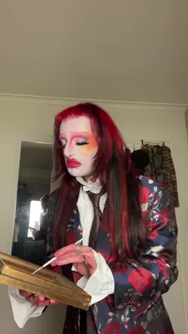 My fav video ive done #maximalism #newwave #clown #unclowny_resembalance 