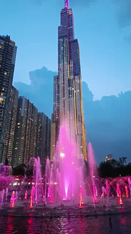 Landmark 81 lung linh về đêm #hochiminhcity #landmark81 #vinhomes #citynight #thugian #chill #xuhuong 