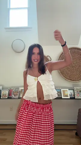 tiene el truquito el pasito de baile 