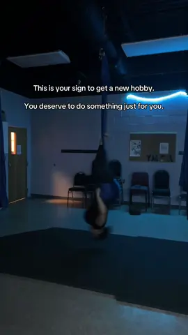 I can’t remember the last time I felt so good about something. This aerial yoga class has really awoken something to me and I can’t wait to see my progress and share it with you guys. ❤️  #aerialyoga #workout #fyp 