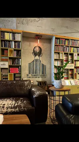 “كل كتاب تقرؤه هو خطوة نحو ذاتك الأعمق… الكتب لا تغيّر العالم، لكنها تغيّرك، وأنت من يغيّر العالم. #م#مكتبة_أما_بعدن#نجرانن#نجران_الانا#السعوديةا#الرياضج#جدةم#مكةا#المدينه_المنورها#الدماما#القصيمح#حائلا#القطيفا#الاحساءأ#أبهاأ#أبها_عسيرا#اكسبلورexploreك#كتب_انصح_بهاك#كتبك#كتاباتيب#بوكتوكر#رواياتش#شعرف#فلسفةم#متجر_كتب