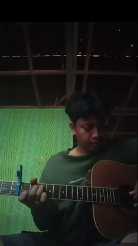 manuk ciblek we pengen nyanyi lagune mas @dnyckn  #sinarengan  #fingerstyle  #akustikcover  #dennycaknan  #bellabonita 