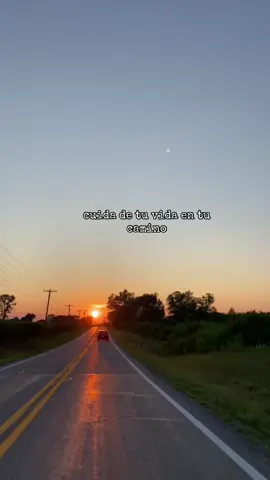 Cuida de tu vida 🥺🥹🫶🏻#cuidadetuvidaydetucamino🥺🥺 #atardeceres🌅 #mevoyamor #amorpropio♡ 