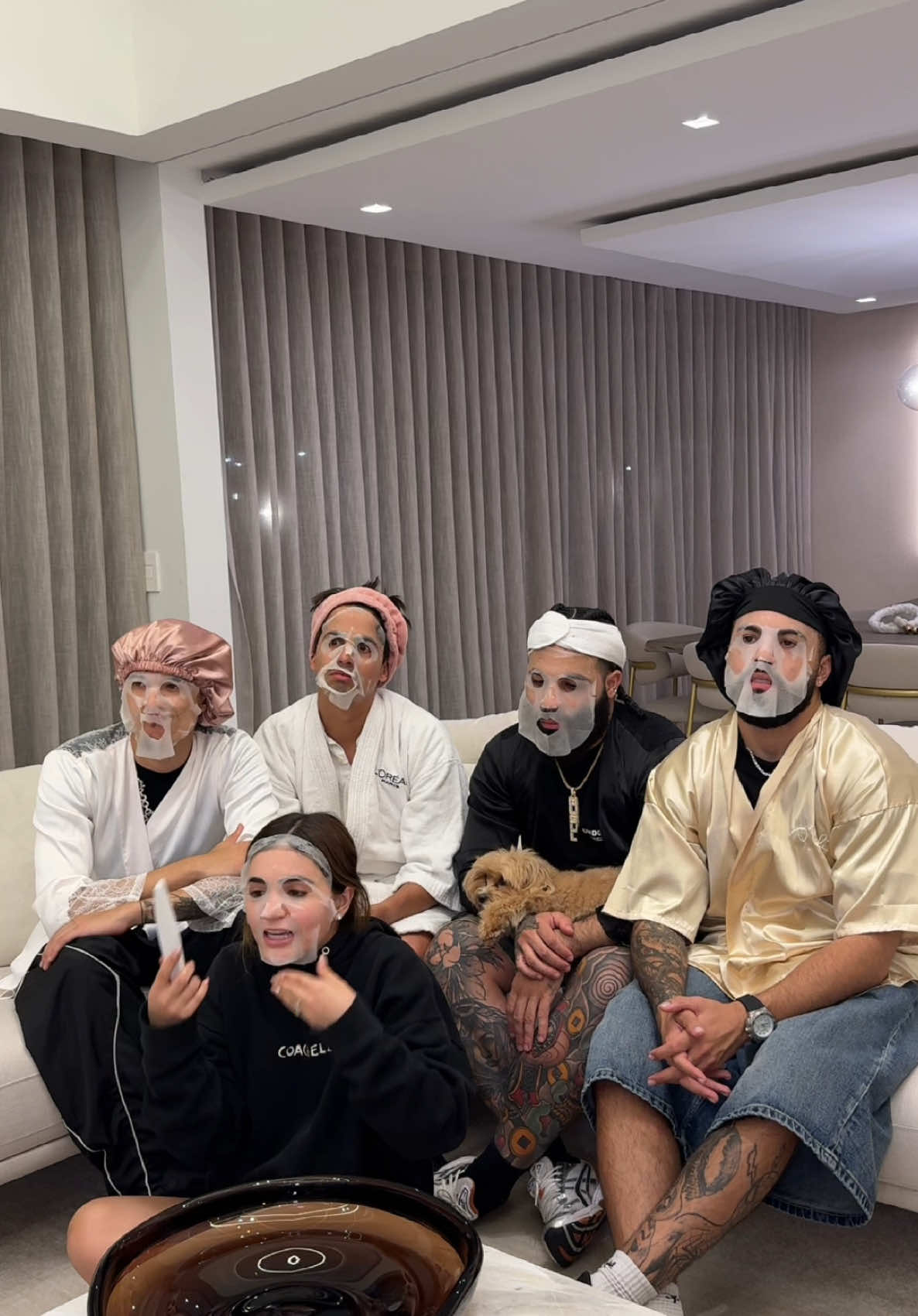 Hoy es noche de skincare😤@Daniel El Travieso @Hector🇵🇷 @YouAreLouis 