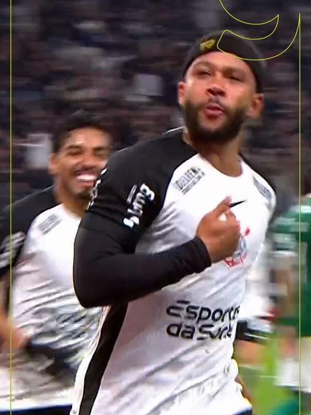 Sabe de quem? Memphis Depay abre o placar para o Corinthians diante do Palmeiras. #futebol #corinthians #palmeiras #copadobrasil #tiktokesportes