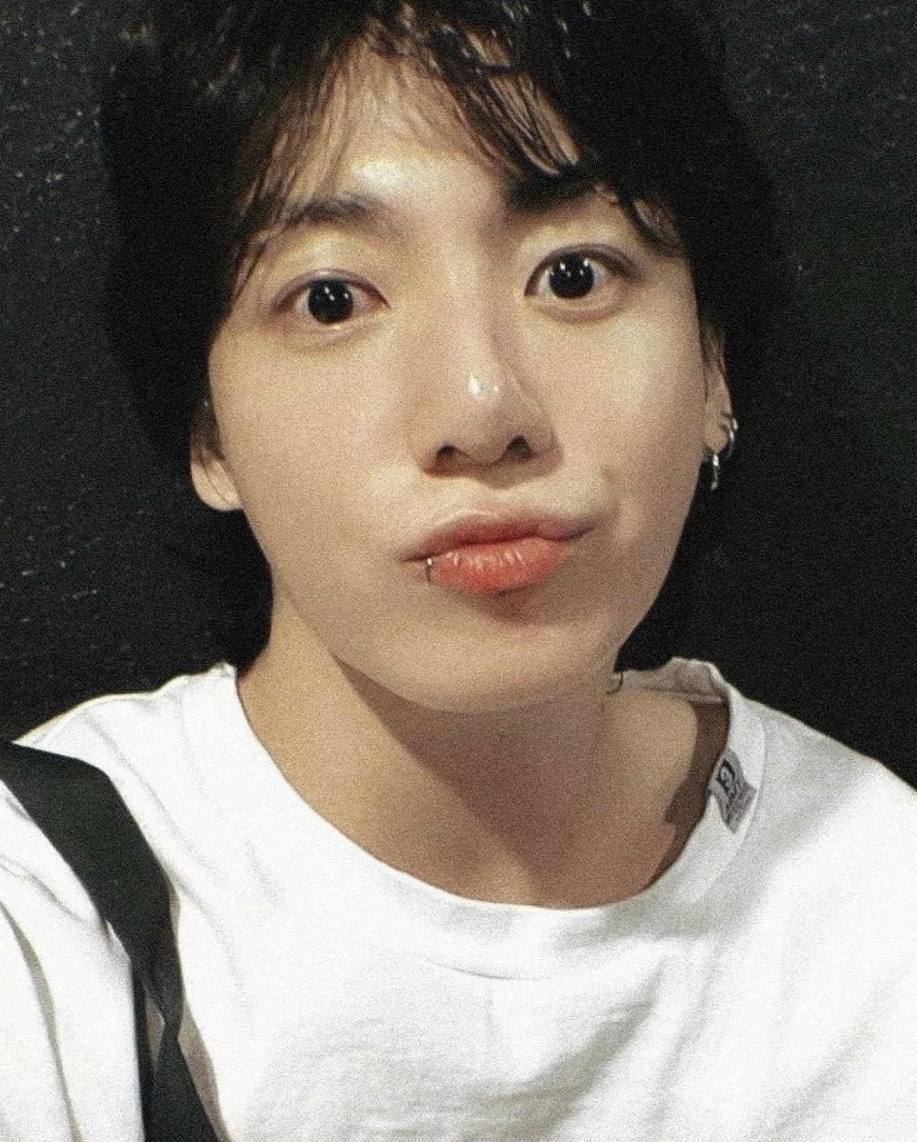 Finally finished this JK edit for one of my fave ARMY/JK girlie on this app @J E N 💌😘 Thank you Jen for being YOU, for gracing this app with your beautiful amazing soul and creativity. PLEASE NEVER CHANGE🫂🥰💜 I always look forward to your posts!! p.s It’s not a great edit but hope you like it<33 #jungkook #armybts 