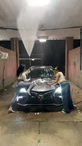 #carwashbaddies @Miriam Cisneros 