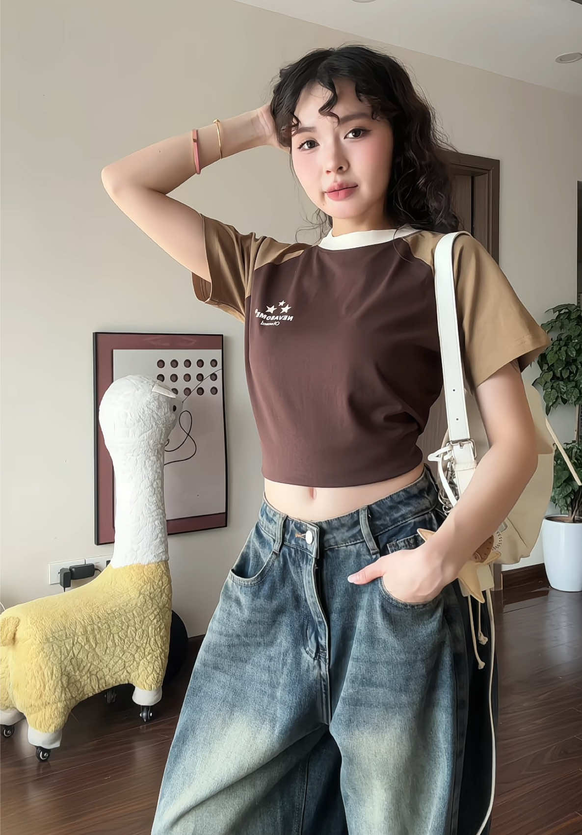 Mặc kiểu gì cũn xinhh #xuhuong #foryou #viral #dailyoutfit #fitcheck 