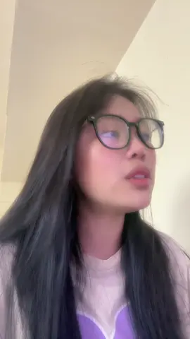 #❤️ #တရုတ်သီချင်းဆိုပြမယ်😂ဝါးချပြီး #အလုပ်ချိန်ဖုန်းဆော့😎😎 #ခွေဒေါ့နယ်နာဒျာ #ပအိုဝ်းဒျားသြ😘😘 #fyp #foryou       ခွေတဲ့ဒါးချားယိုကြားနဝ်🤧🥱။   ထာမာခိန်းရိုက်TikTokလာယိုလာခထန်းသဌေးနှတ်ကောင်းကဲ့လို့