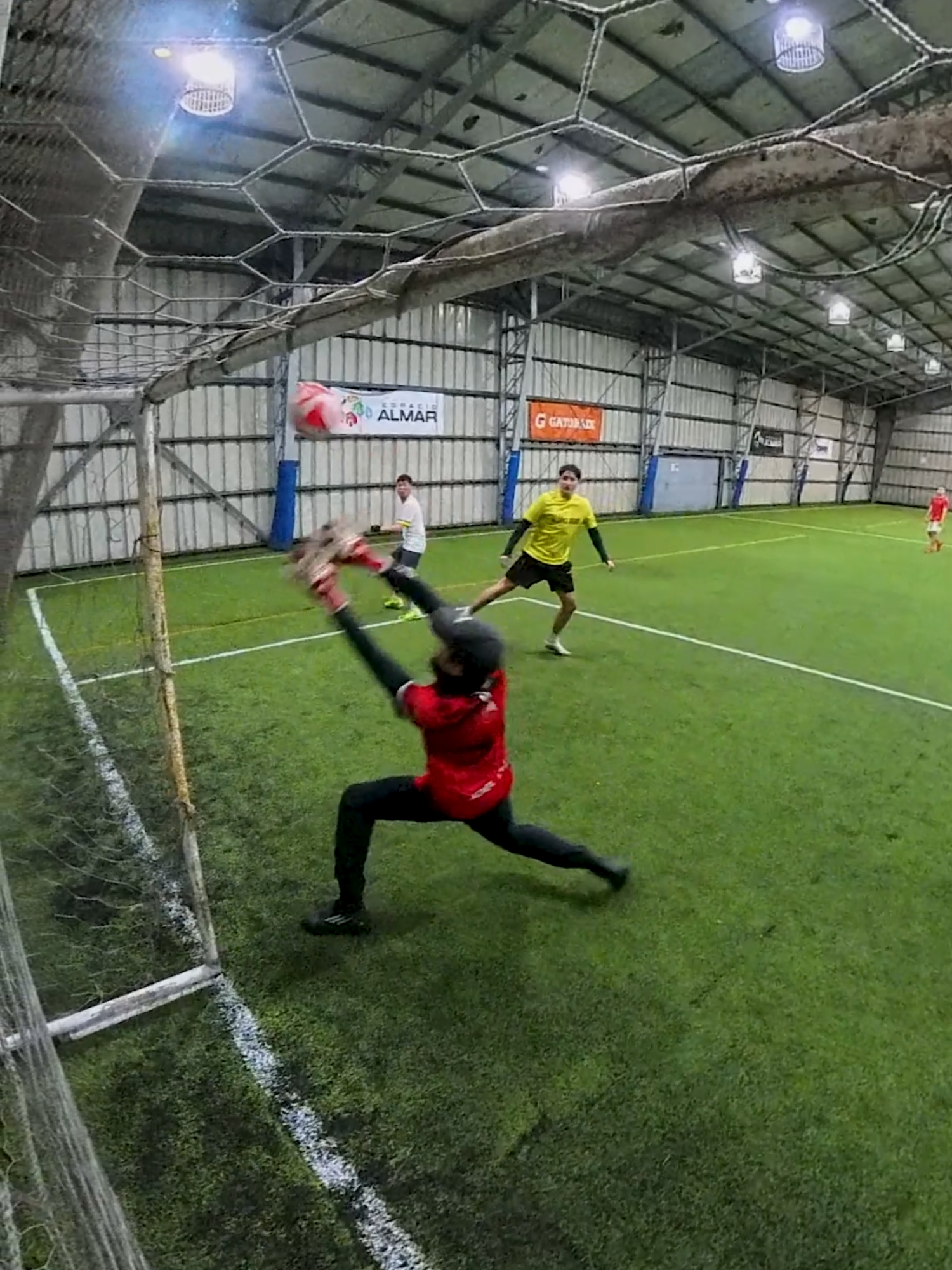 Momentos de un PARTIDAZO ❤️‍🔥  !! .. 🫰 .. #fútbol #soccer #saves #goleiros #goalkeepers #arqueros #keeper #goalkeeper #porteros #gk #highlights #highlight #futbol7 #atajadas #porteroschile #goals #goleiro #goal #goalkeepersaves #futsal #gklife #futbol #futbolamateur #futbolcampesino
