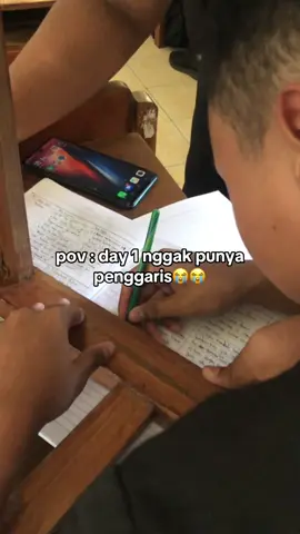 pov : day 1 nggak punya penggaris 😭😭  #trenddayone #trendy #smkbisa #4u #aud 