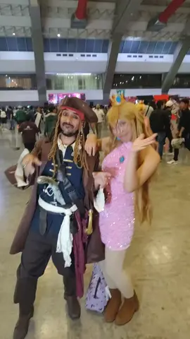 le dije que actuara como borracho JAJAJA #peachcosplay #smashfactorgaming #jacksparrow #cosplay #miaupark #paratiiiiiiiiiiiiiiiiiiiiiiiiiiiiiii #mariobros