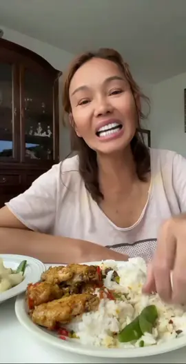 bunda corla makan #bundacorlamakan #bundacorlaratujreng #xbcyza #fypシ゚viral 