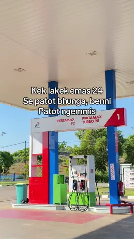 Lerres sampean bak#katakatamadura #trending #sad #promoseruweekend #fypシ #viralvideo #viraltiktok #viraltiktok #masukberandafyp #viral #fyp #mdrbira 