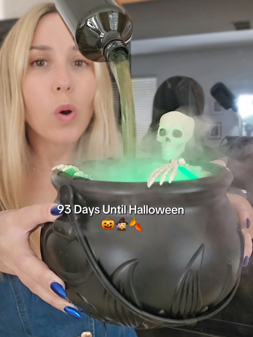 Grab these before they sell out. First time seeing them actually sold in a kit! He's amazing!! halloween decor  spooky season halloween decorations   skeleton cauldron  #tiktokshopbacktoschool #tiktokshopcreatorpicks #tiktokmademebuyit #creatoricons #tiktokshoprushready #tiktokshoplaborday 