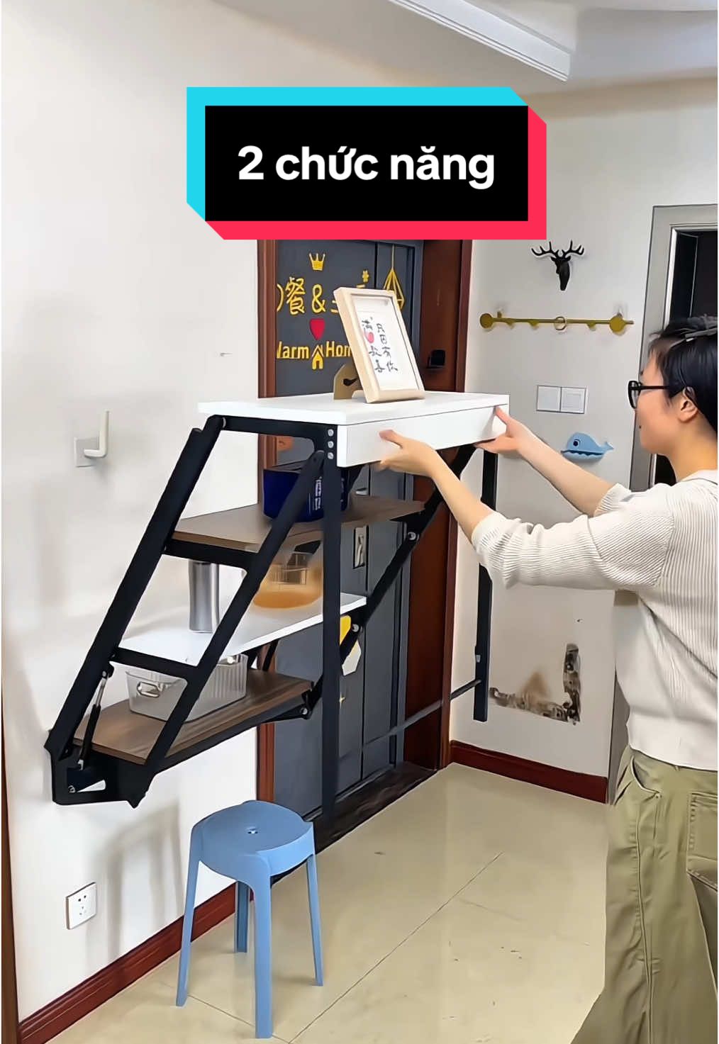 Bàn gắn tường gấp gọn #noithattienich #bangapgon #ketreotuong 