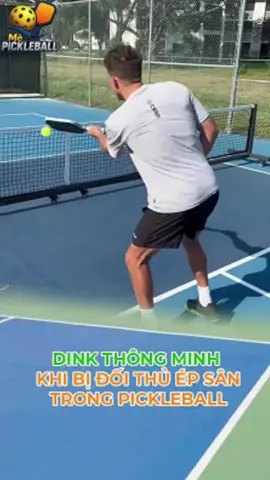 Đối phương đẩy bạn vào thế thủ? 😰 Cú dink đúng vị trí sẽ “reset” nhịp độ và giúp bạn lật ngược thế trận! #pickleball #PickleballVietnam #pickleballtips #pickleballIQ #dink 