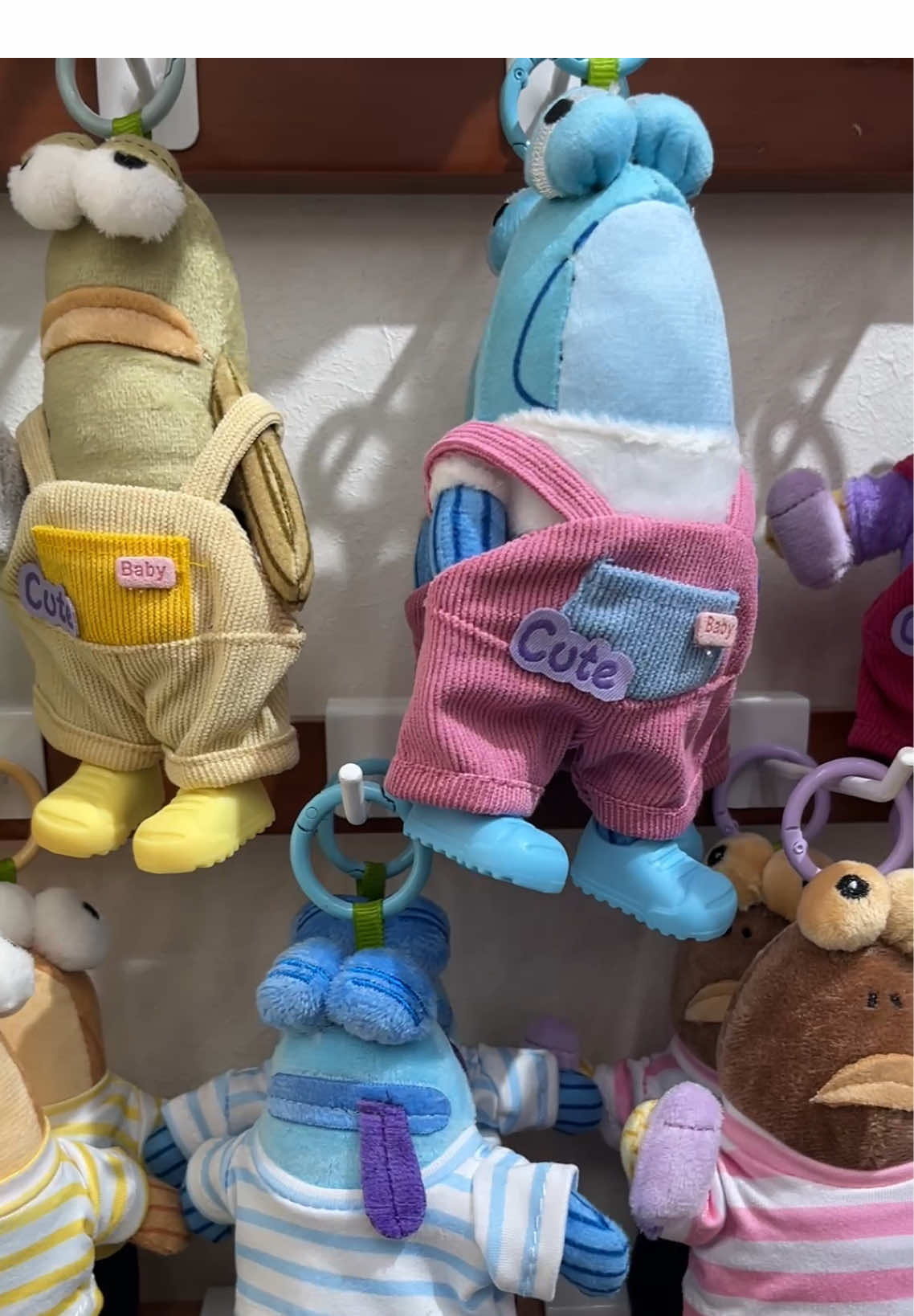 Bikini Bottom Buddies are wearing outfits! A little cute😍💕#bikinibottom #coolfish #flatfish #popmart #spongebob 
