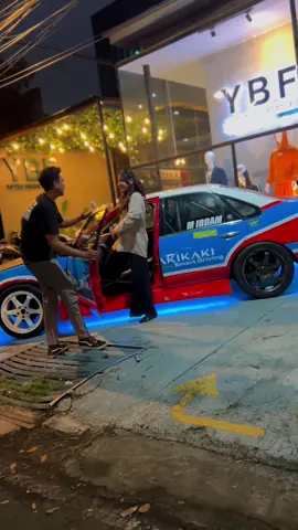Cinematic Dulsss #cafe #hiddengems #restoran #fyp #cafebandung #boutique #boutiqueclothing #boutiqueshopping #cafechill #coffeevibes #coffee #cafebandunghits #restobandung #car #carcinematic #carsoftiktok 