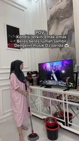 Tolong diriku terpanda panda 😅  Terlepas apapun masalahnya dia, intinya musik Dj nya enakkk 💃 #djpanda 