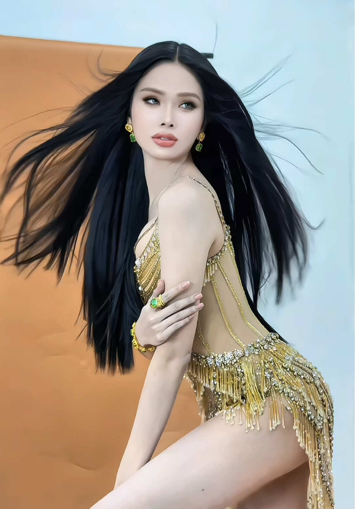 To me, beauty is not just what we see but it’s we feel. It’s kindness, elegant, and confidence. True beauty comes from within ✨ —————————— Creative & Styling: Nguyễn Văn Phước Photographer: Anh Tú Tim M.U.A & Hair: Anh Nguy Nghiep Dress: Anh Đỗ Long Jewelry: Kim Cương Diamond Power USA Shoes: Đông Hải Location:Tí Studio Nail: NailStik Support: Phan Huu Duy Editor clip: Anh Nguyen Tuan Anh Stylist assistant: Lưu Tùng #MissInternationalQueenVietnam2025 #HaTamNhu #xuhuong 